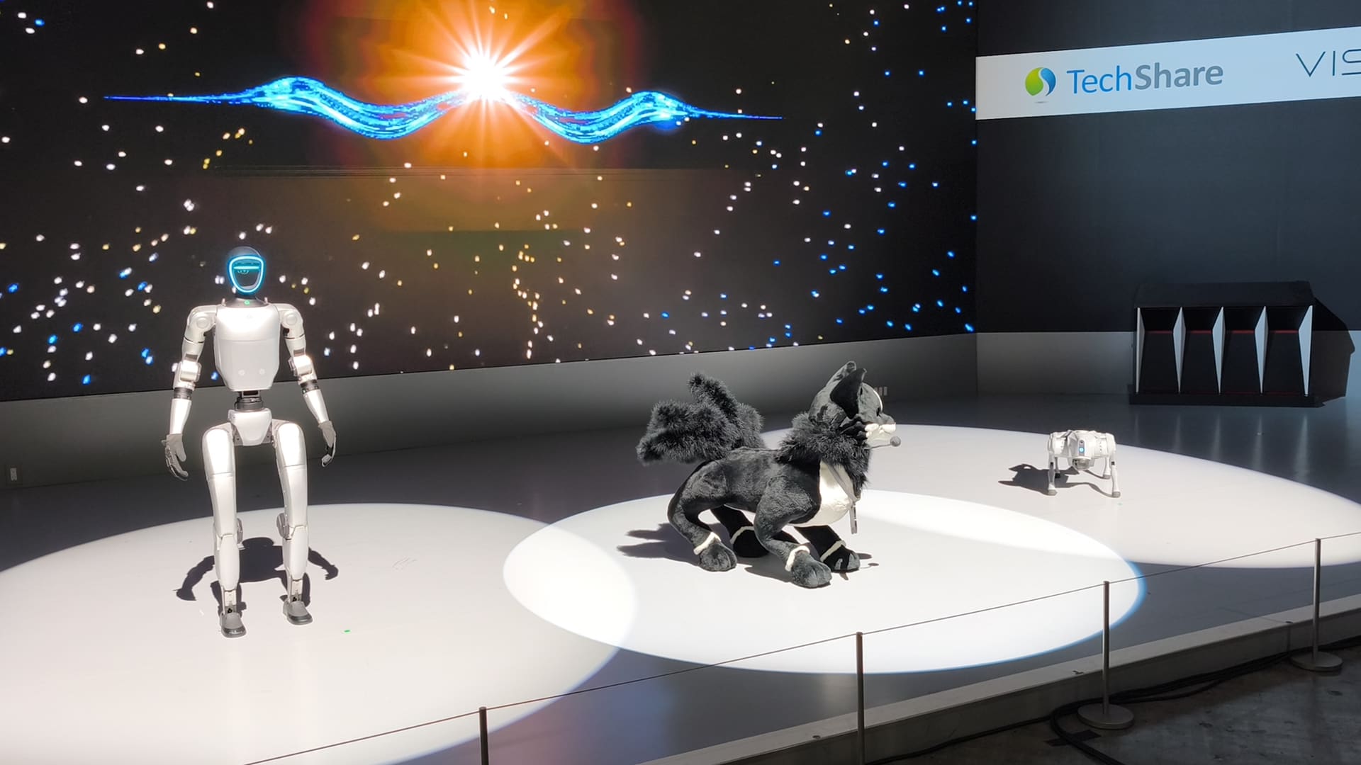 Unitree humanoid robot on stage at Japan Mobility Show 2025 Tokyo