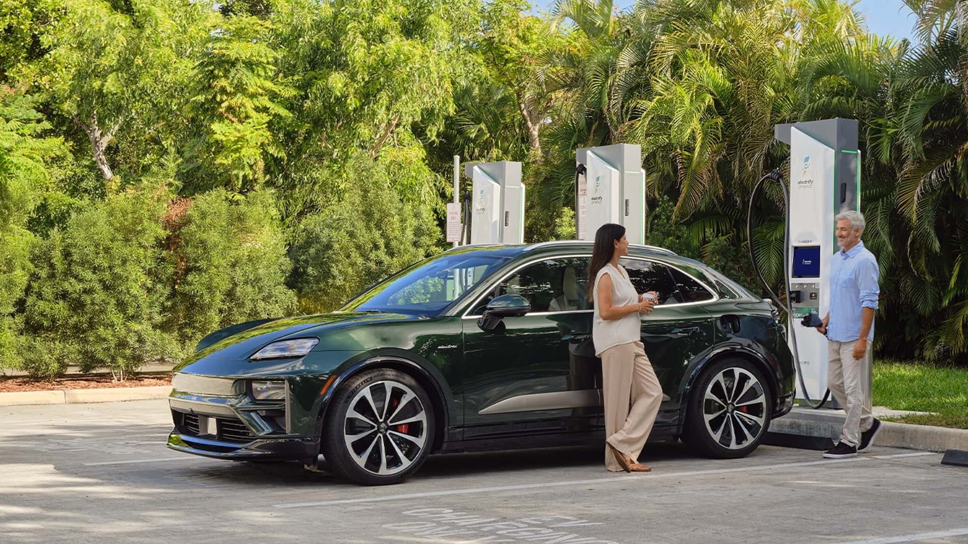 Electrify America's largest EV charging station with 24 CCS1 fast-charging stalls in Orlando, Florida