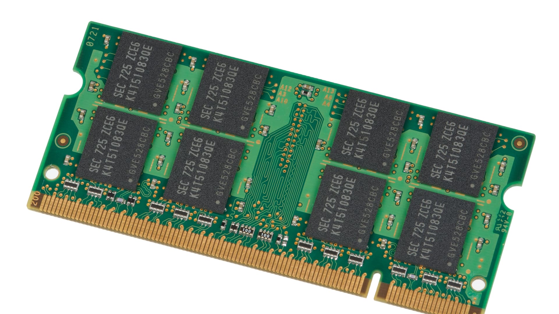 Close-up of a Samsung 1GB DDR2 laptop RAM module (SO-DIMM) showing its memory chips and gold contacts